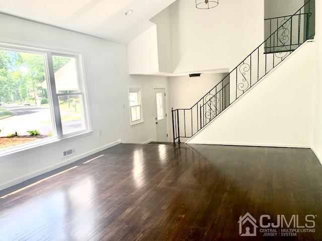 20 Sherwood Road Edison, NJ 08820 - Photo 7 of 26 a view of an entryway with wooden floor