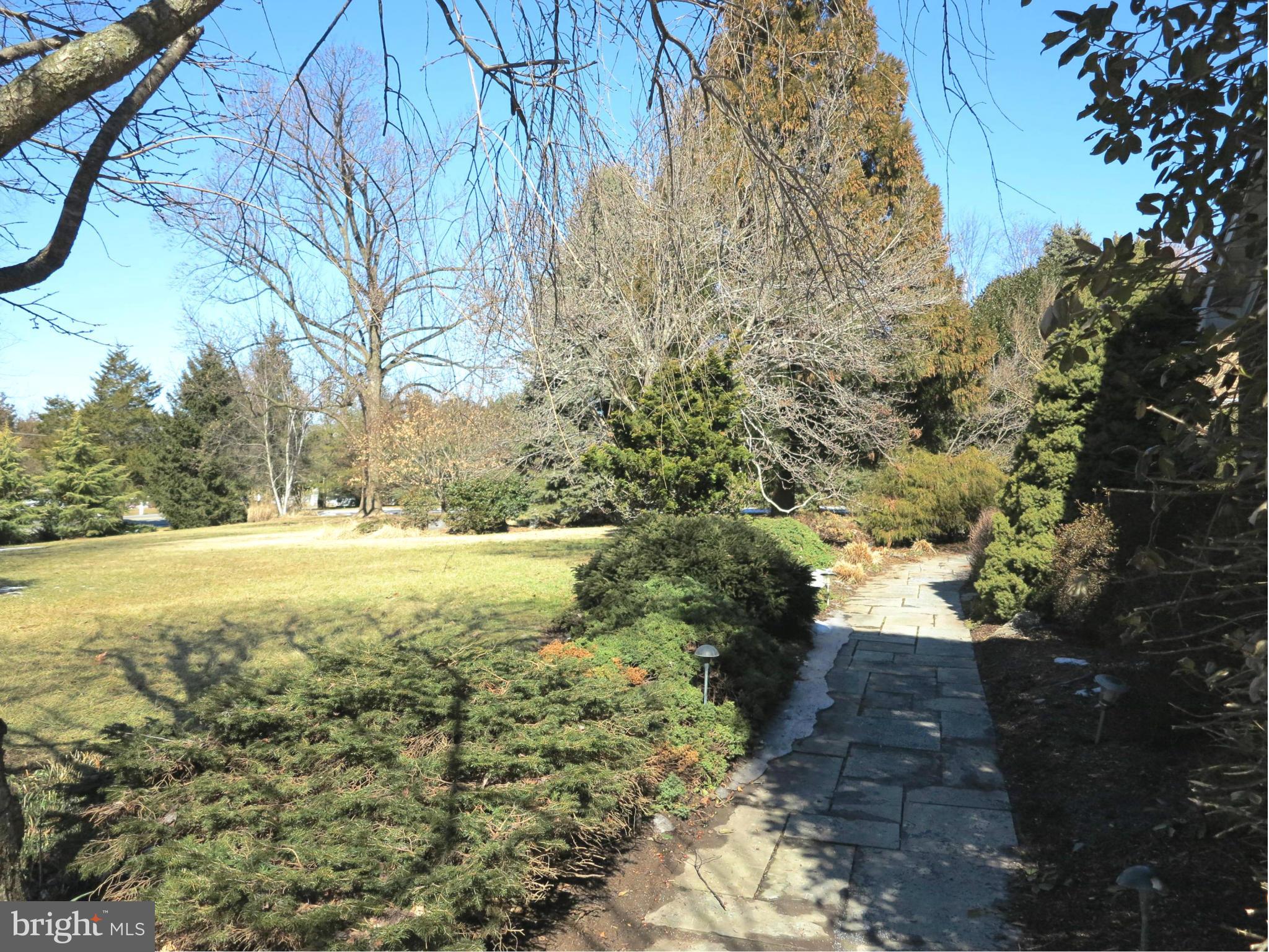 8045 Murphy Road Fulton, MD 20759 - Photo 28 of 30 Flagstone Walkway and 2-Car Side Load Garage