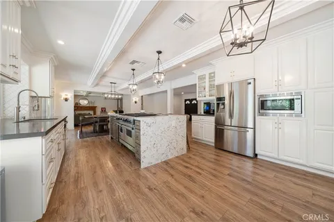 $1,830,000 | 5748 Larryan Drive, Woodland Hills, CA 91367