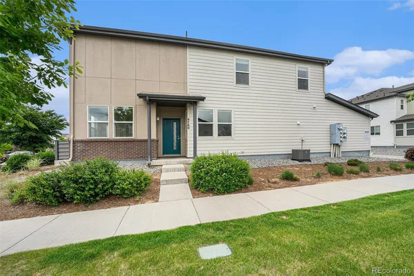 $475,000 | 4760 Kittredge Street, Denver, CO 80239