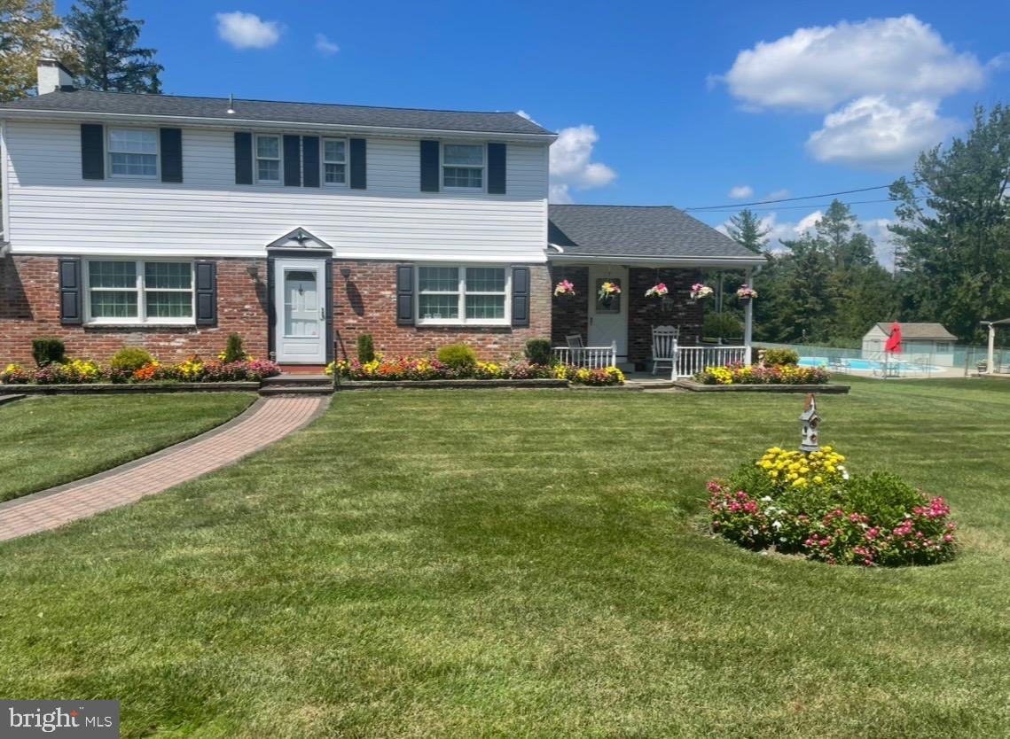 308 Willowbrook Road Horsham, PA 19044 - Photo 4 of 54 Gallery Image 4