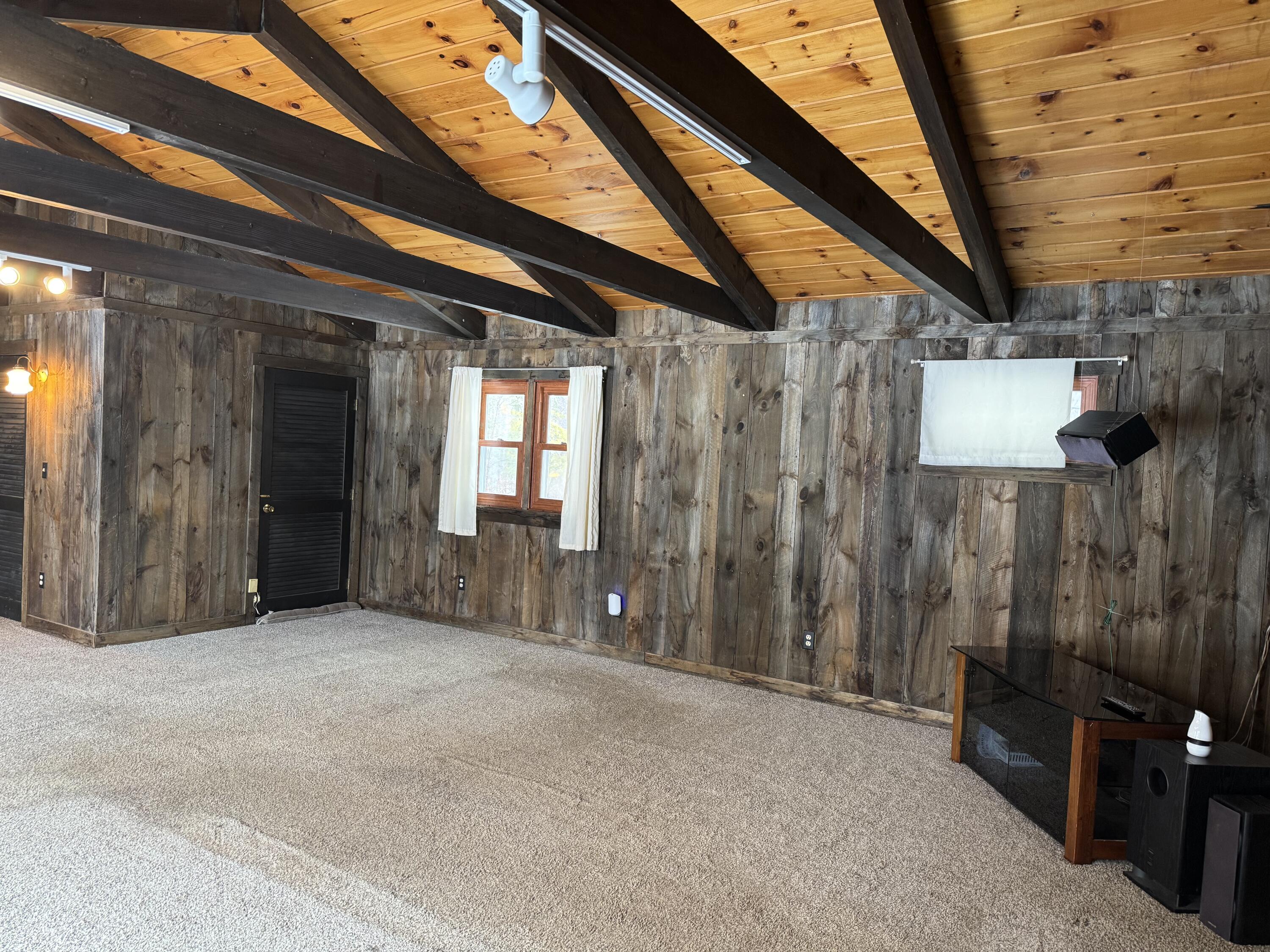 103 Hubbard Road Berwick, ME 03901 - Photo 20 of 57 IMG_2417