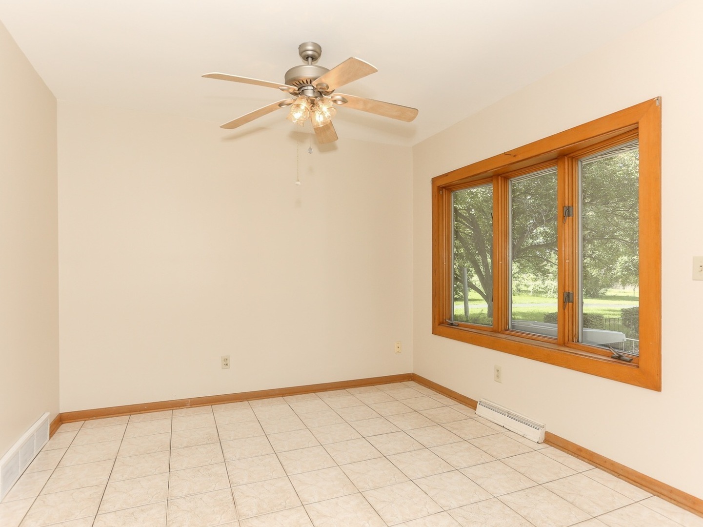 1671 Sterling Road Amboy, IL 61310 - Photo 27 of 42