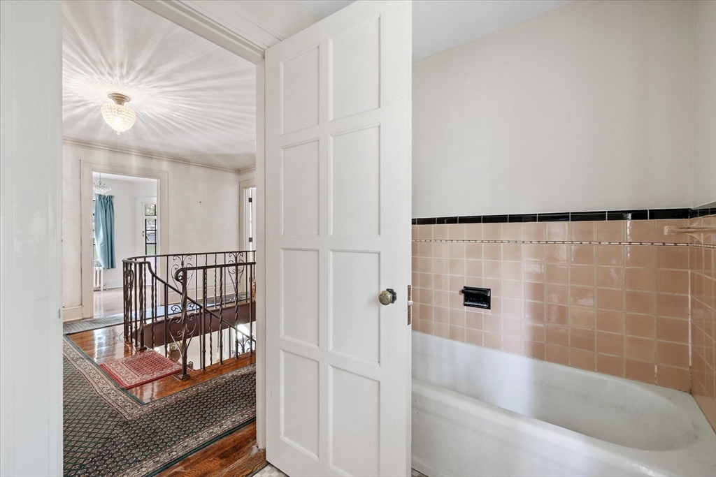 22 Audubon Road Worcester, MA 01602 - Photo 28 of 42