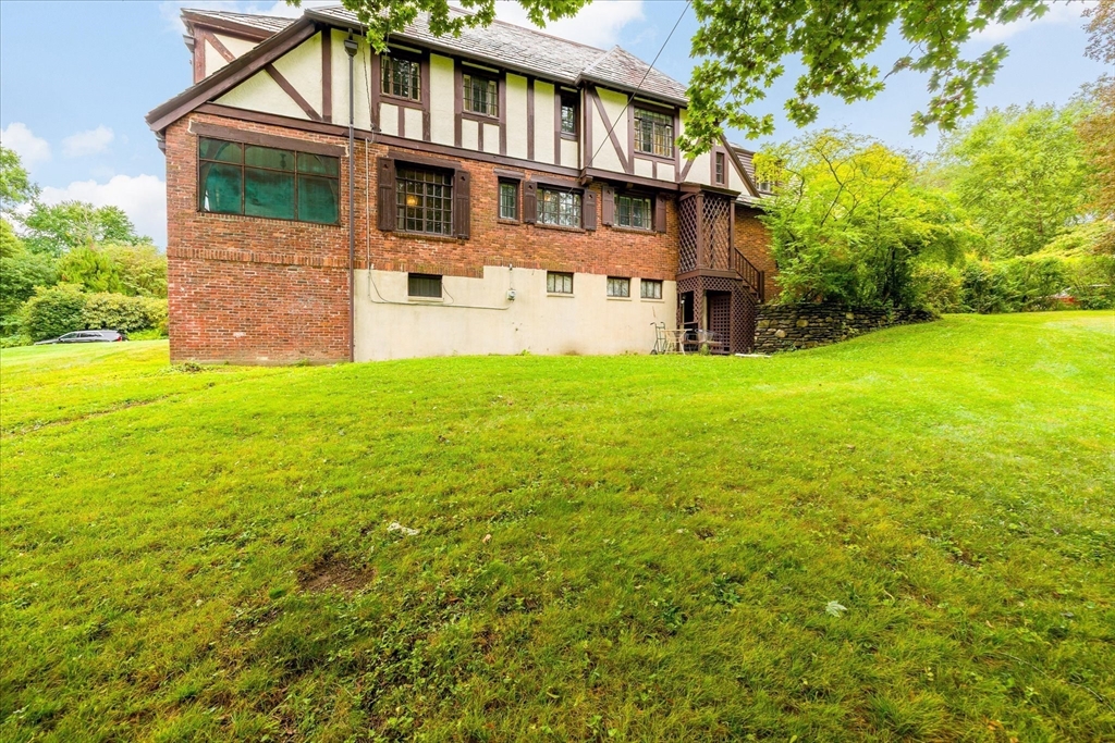 22 Audubon Road Worcester, MA 01602 - Photo 38 of 42