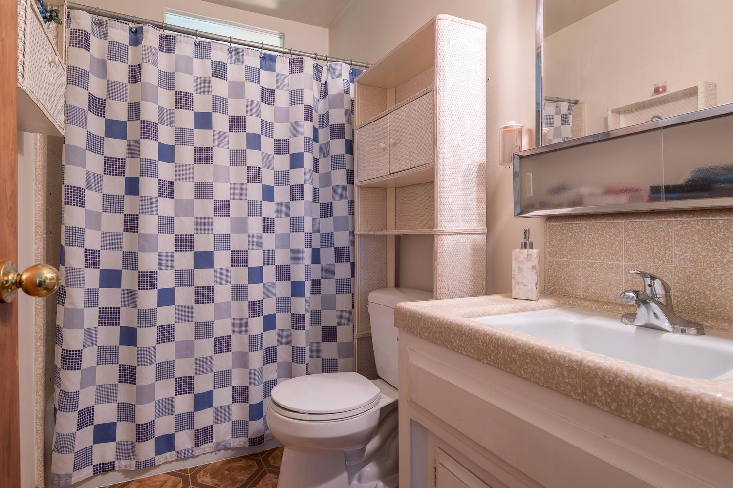 133 Maple Street Madera, CA 93637 - Photo 14 of 18 Gallery Image 14