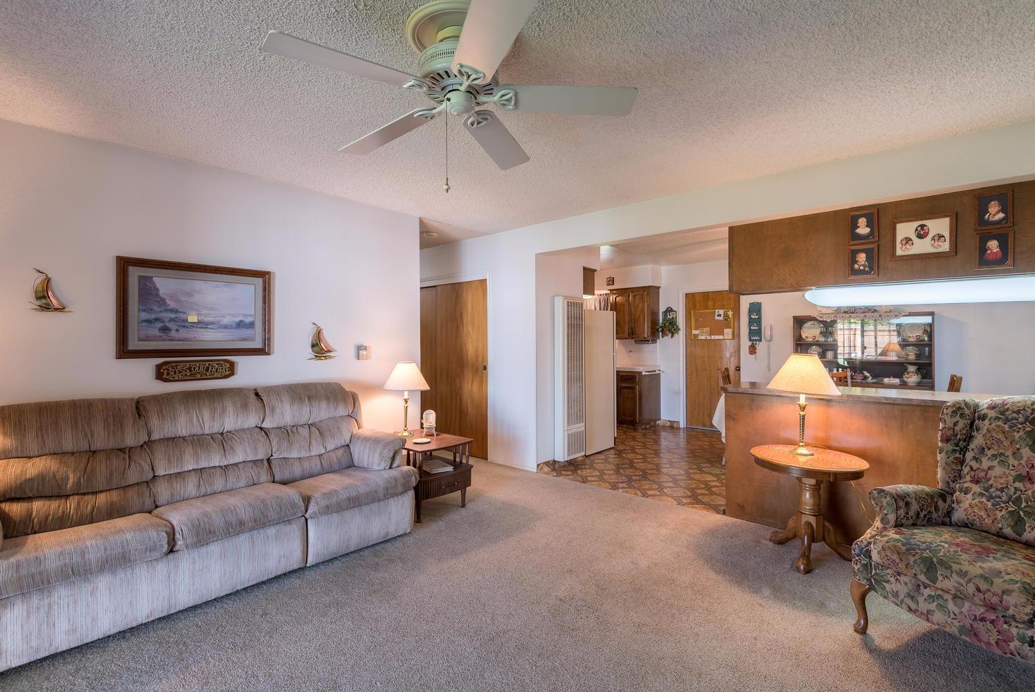 133 Maple Street Madera, CA 93637 - Photo 4 of 18 Gallery Image 4
