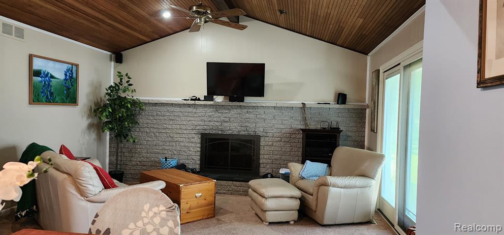 1058 Avon Manor Road Rochester Hills, MI 48307 - Photo 5 of 24