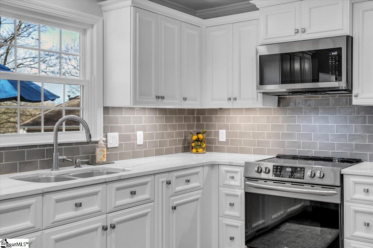 400 Stone Ridge Road Greer, SC 29650 - Photo 10 of 50