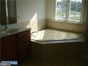 63 Curtmantle Road Mickleton, NJ 08056 - Photo 9 of 10 Bedroom - Main