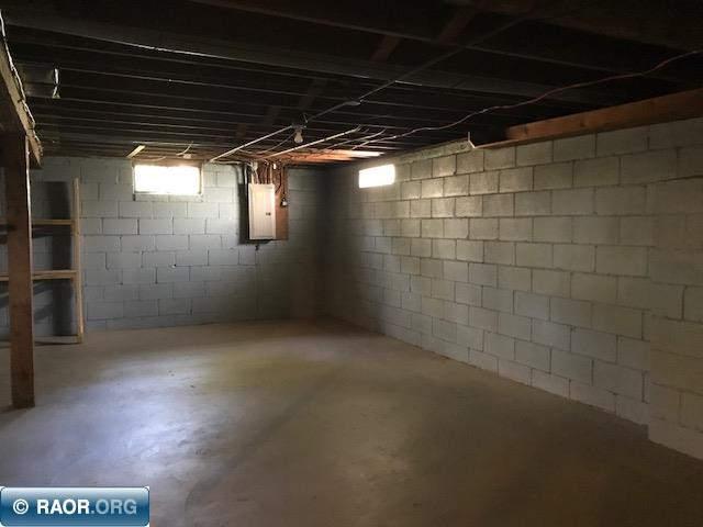 12025 Town Line Road Hibbing, MN 55746 - Photo 17 of 24