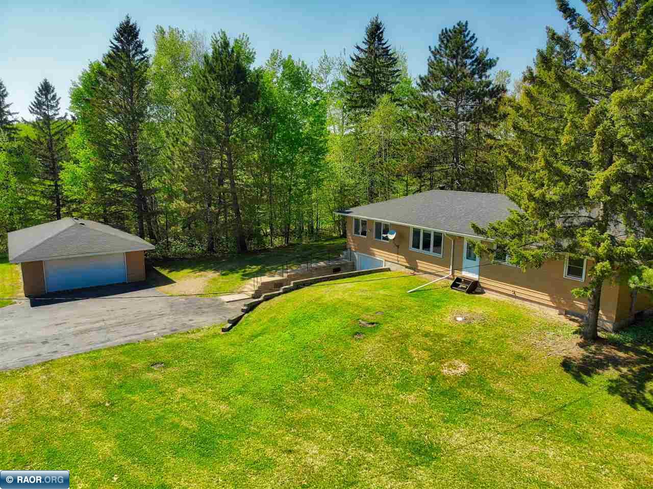 12025 Town Line Road Hibbing, MN 55746 - Photo 2 of 24