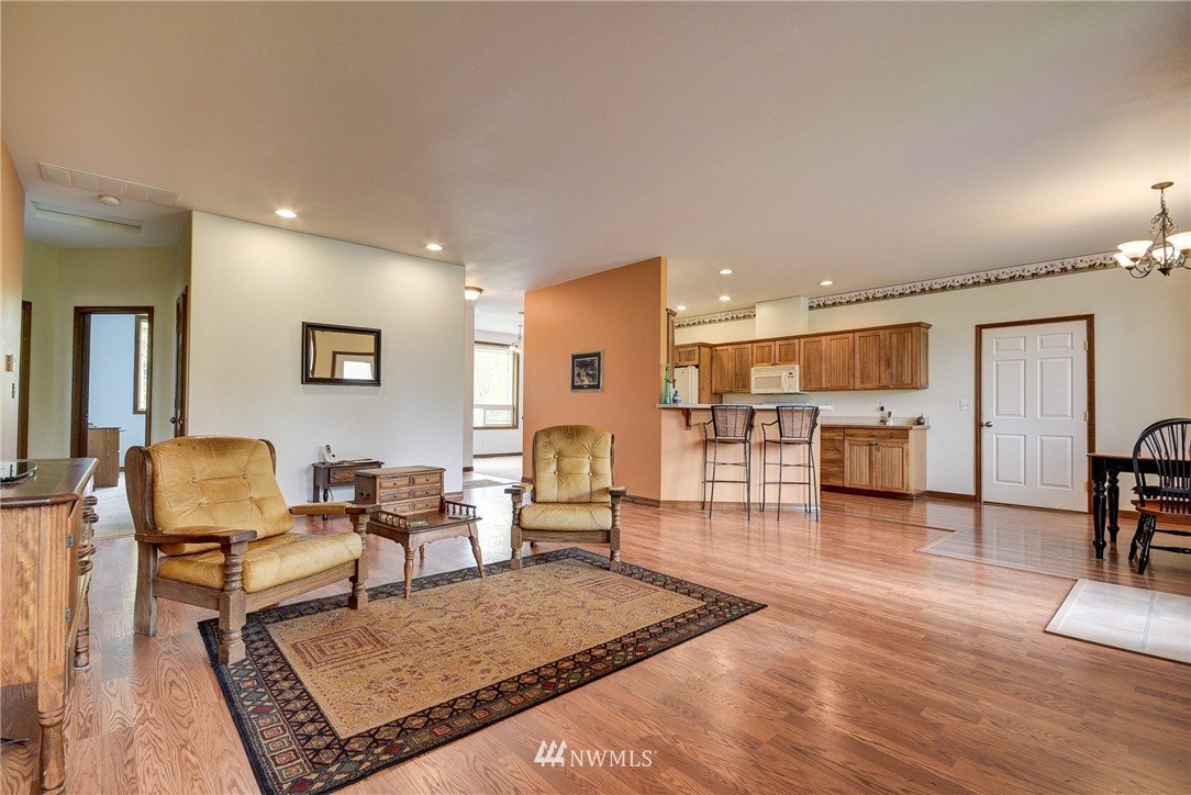 4837 Reindeer Road Freeland, WA 98249 - Photo 4 of 23 Gallery Image 4