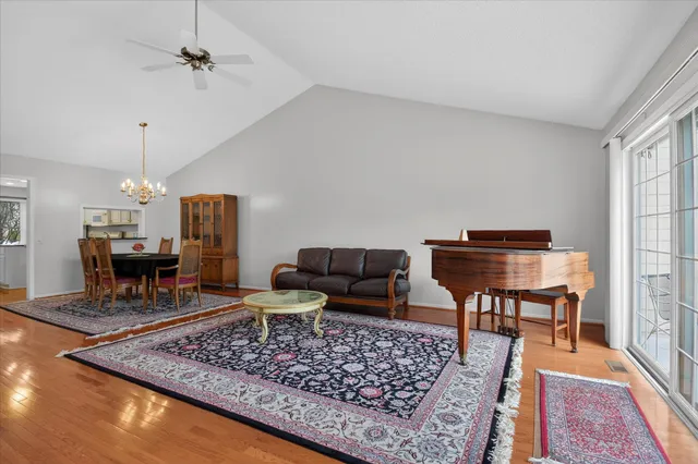 $499,900 | 39828 Village Run Drive, Northville, MI 48168