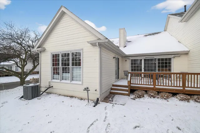 $499,900 | 39828 Village Run Drive, Northville, MI 48168