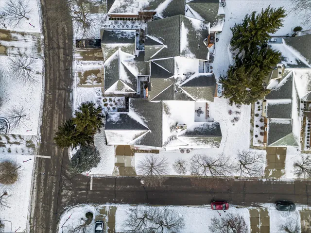 $499,900 | 39828 Village Run Drive, Northville, MI 48168