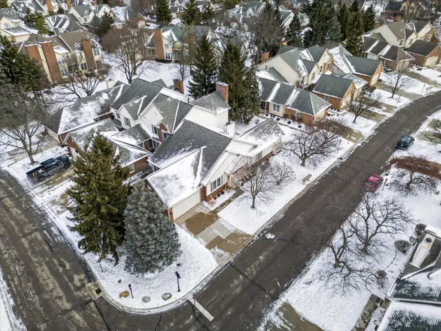 $499,900 | 39828 Village Run Drive, Northville, MI 48168