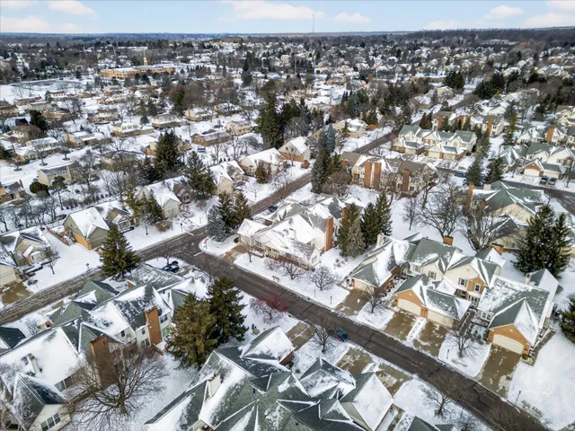 $499,900 | 39828 Village Run Drive, Northville, MI 48168