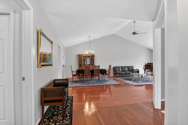 $499,900 | 39828 Village Run Drive, Northville, MI 48168