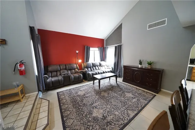 $2,000 | 156 Wynntry Drive, Henderson, NV 89074