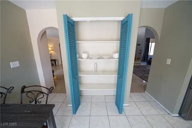 $2,000 | 156 Wynntry Drive, Henderson, NV 89074