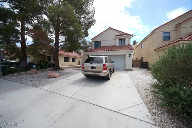 $2,000 | 156 Wynntry Drive, Henderson, NV 89074
