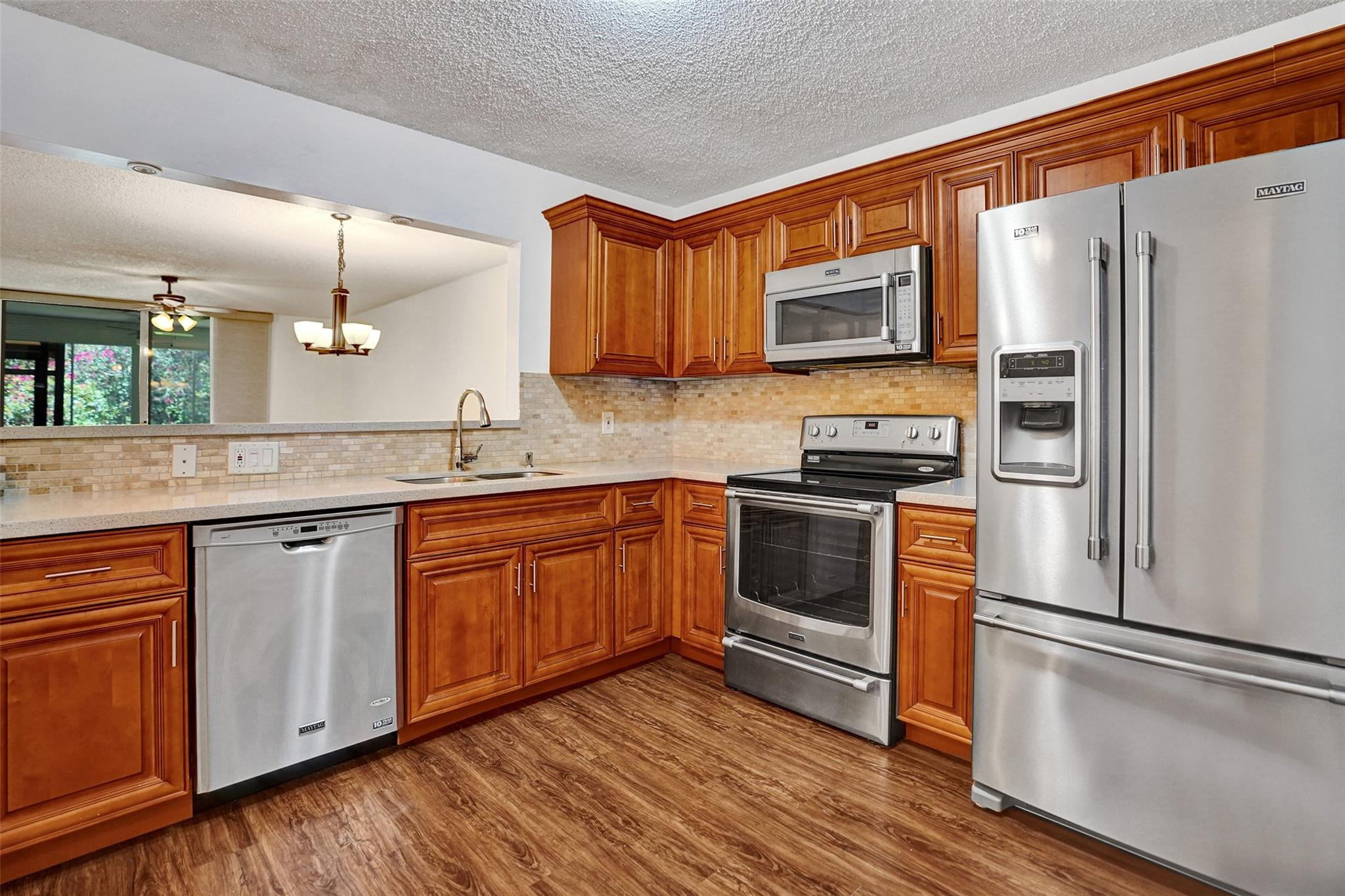9215 Flynn Circle, Unit 6 Boca Raton, FL 33496 - Photo 5 of 34 Photo 5