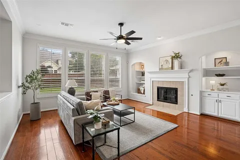 $525,000 | 711 George Street, Lantana, TX 76226