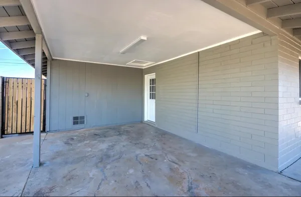 $2,900 | 1424 West 6th Place, Mesa, AZ 85201