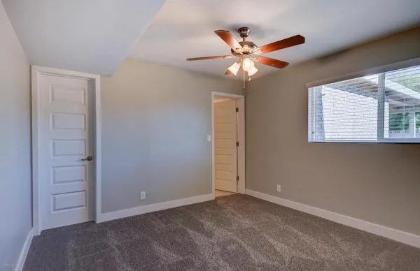 $2,900 | 1424 West 6th Place, Mesa, AZ 85201