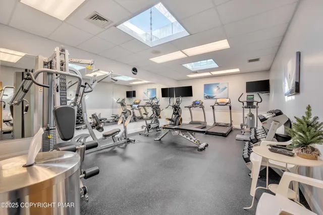 a view of a tennis court