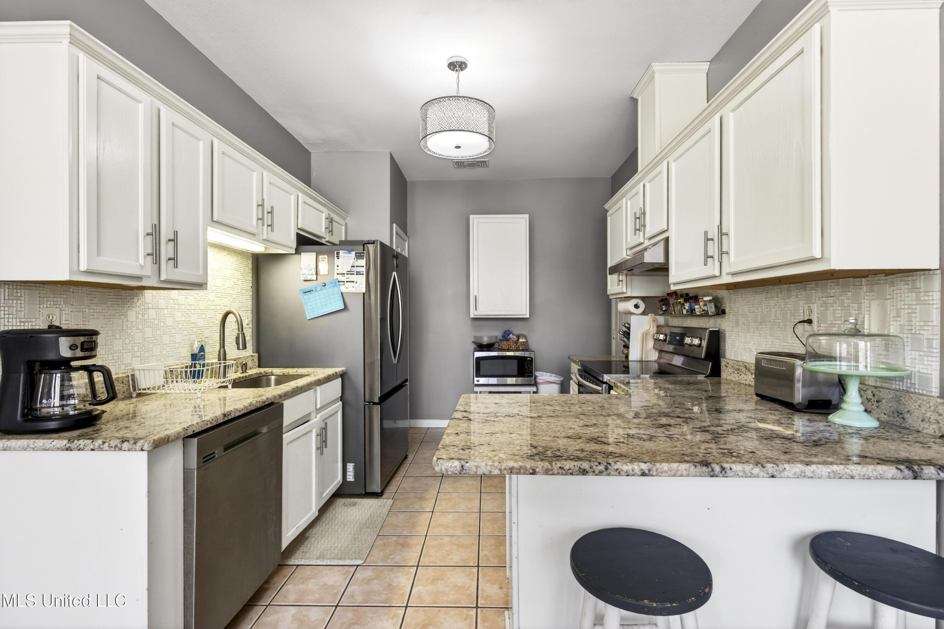 9823 Ala Moana Street Diamondhead, MS 39525 - Photo 11 of 30 9823AlaMoanaSt-11