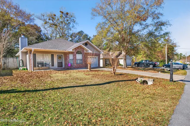 $229,000 | 9823 Ala Moana Street, Diamondhead, MS 39525