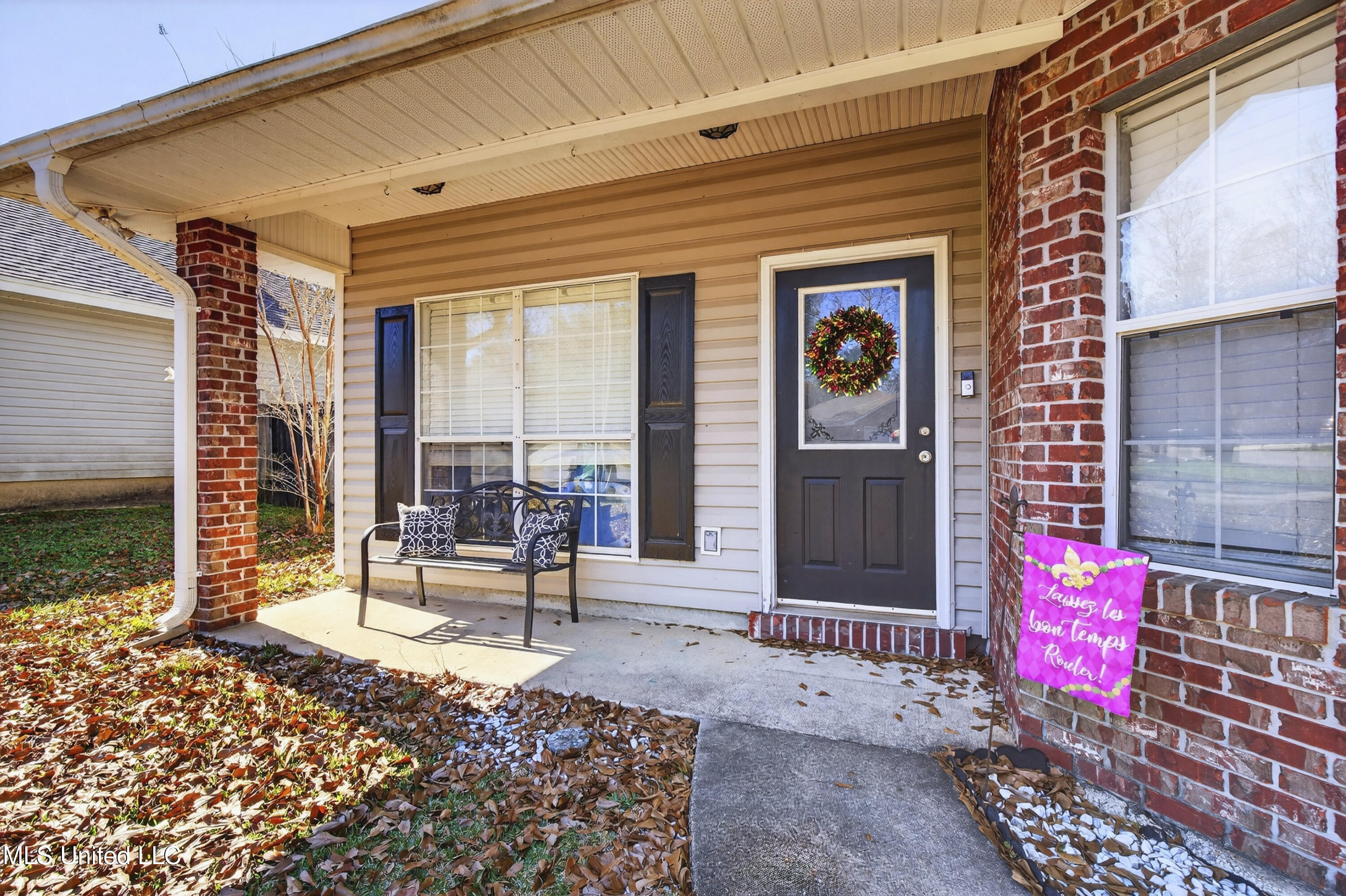 9823 Ala Moana Street Diamondhead, MS 39525 - Photo 4 of 30 9823AlaMoanaSt-4