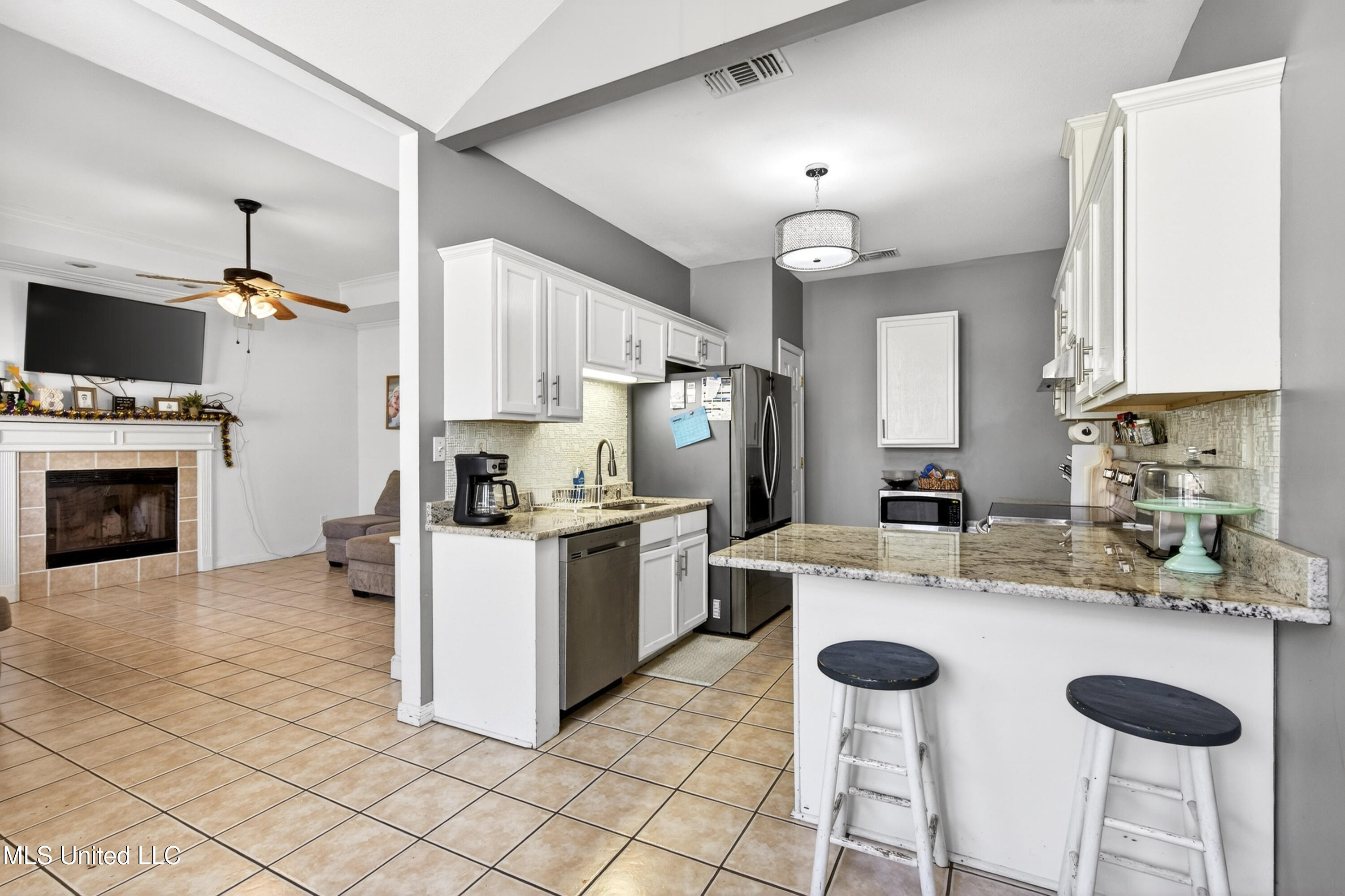 9823 Ala Moana Street Diamondhead, MS 39525 - Photo 10 of 30 9823AlaMoanaSt-10