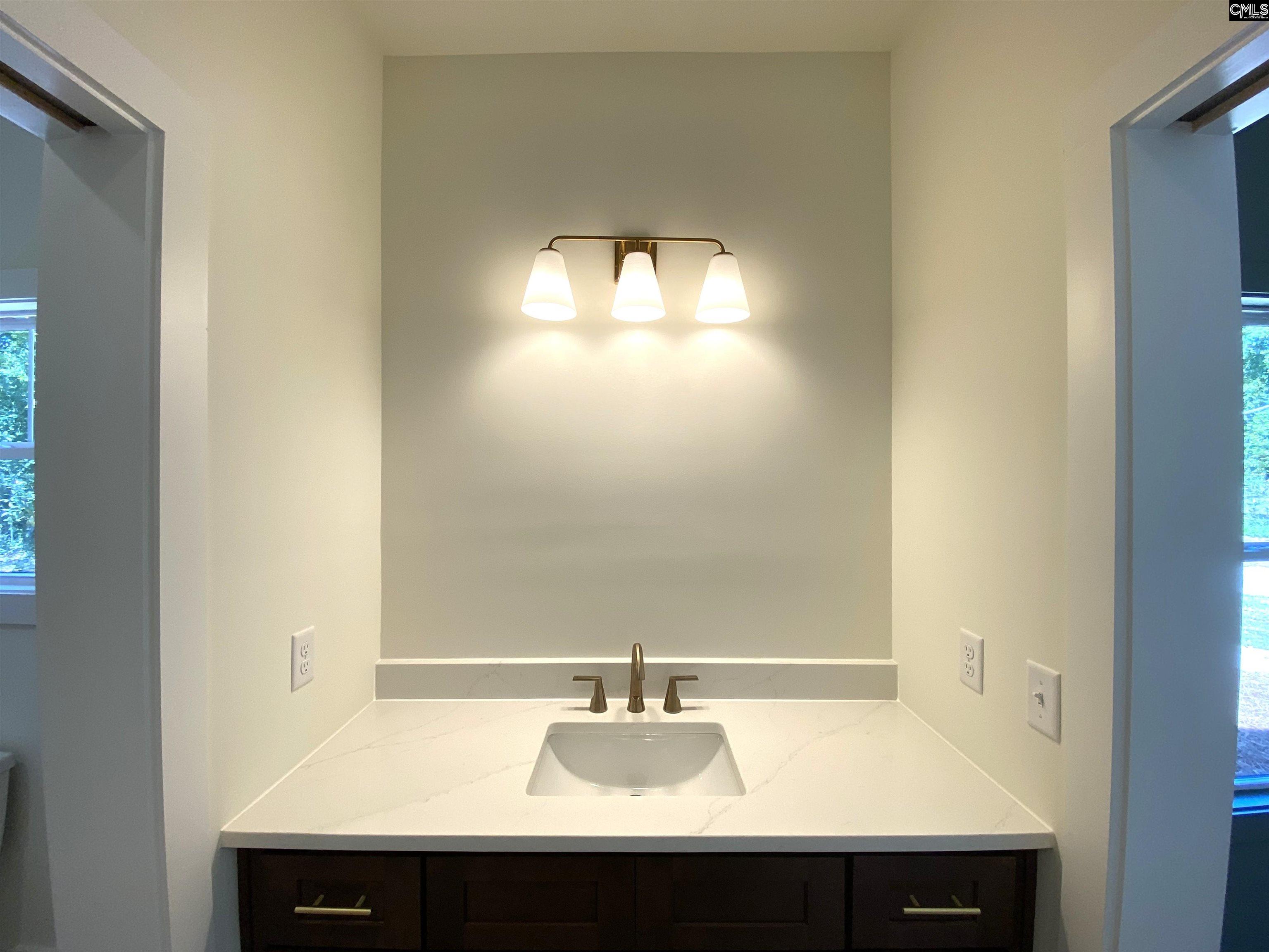 207 Pinetree Leesville, SC 29070 - Photo 10 of 26