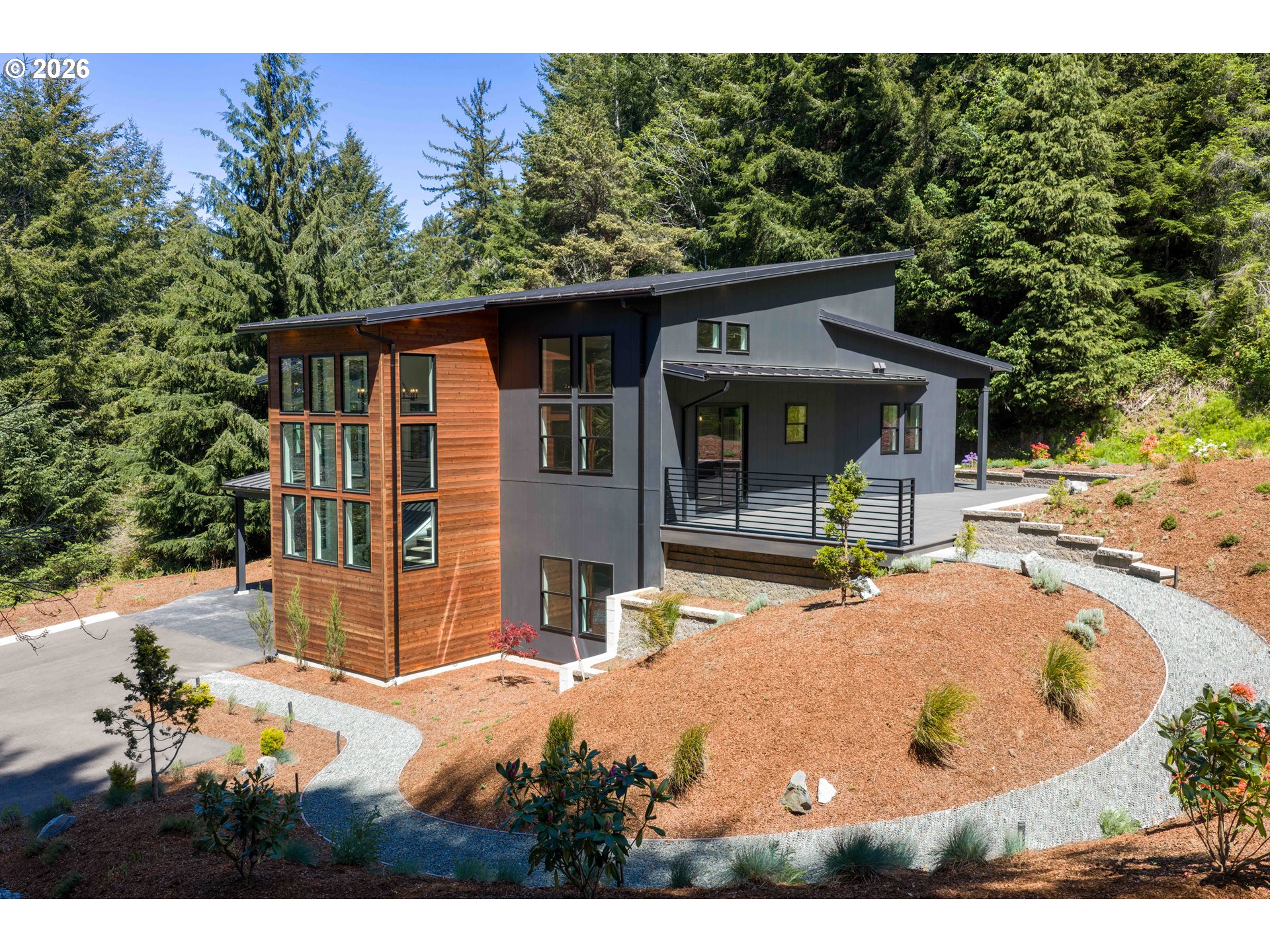 1192 Shon-Sta Way Coos Bay, OR 97420 - Photo 11 of 48
