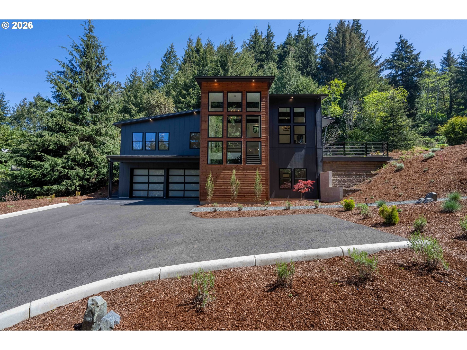 1192 Shon-Sta Way Coos Bay, OR 97420 - Photo 10 of 48