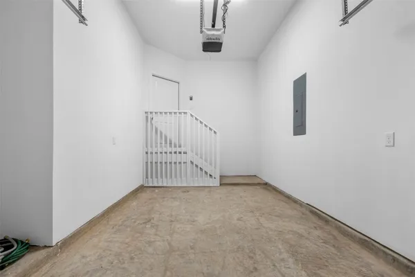 $2,150 | 1222 East 33rd Street, Houston, TX 77022