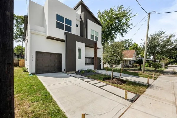 $2,150 | 1222 East 33rd Street, Houston, TX 77022