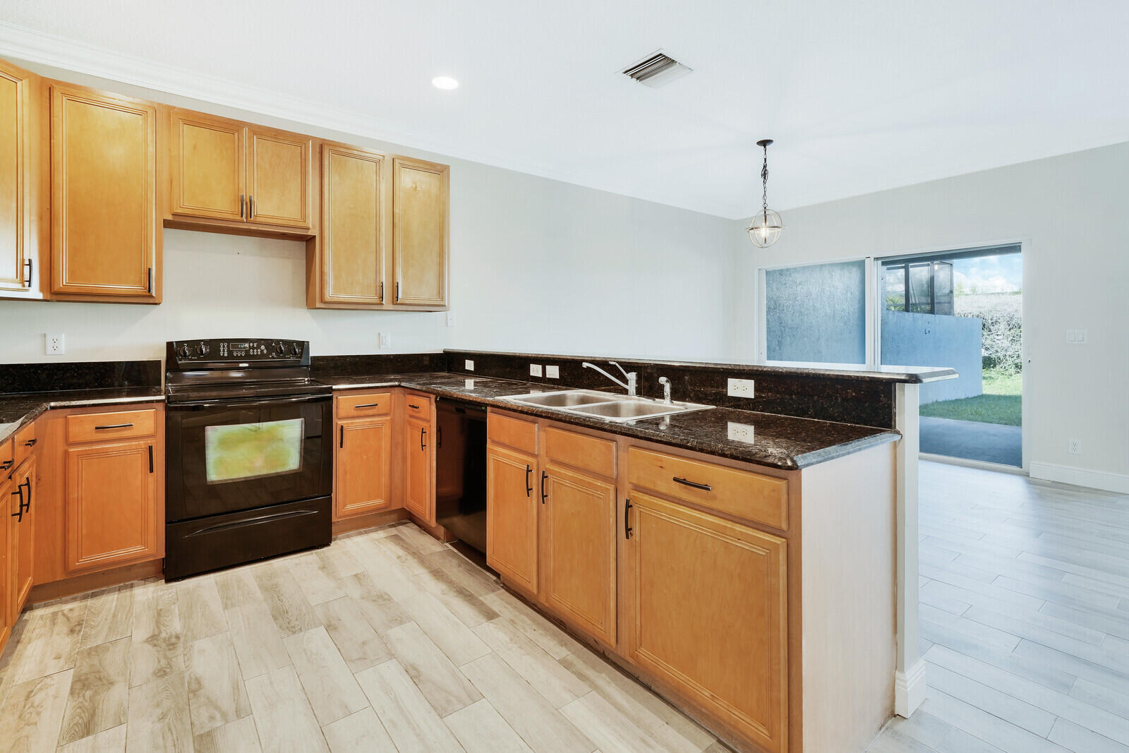 119 Owl Pointe Circle Jupiter, FL 33458 - Photo 12 of 38 21_Image_11_mls