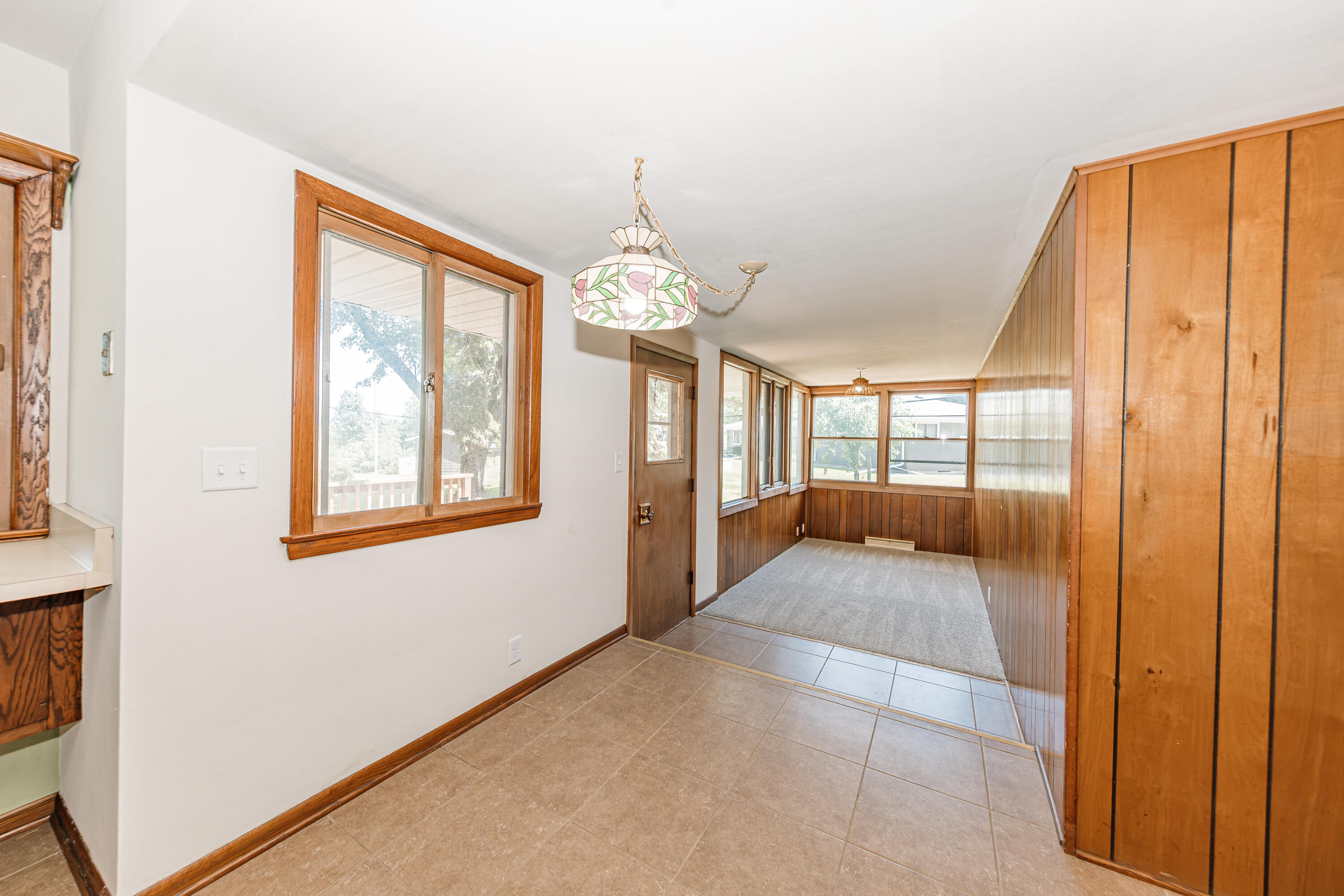 21670 West Glengarry Road New Berlin, WI 53146 - Photo 18 of 50 Flex Space on Main Level