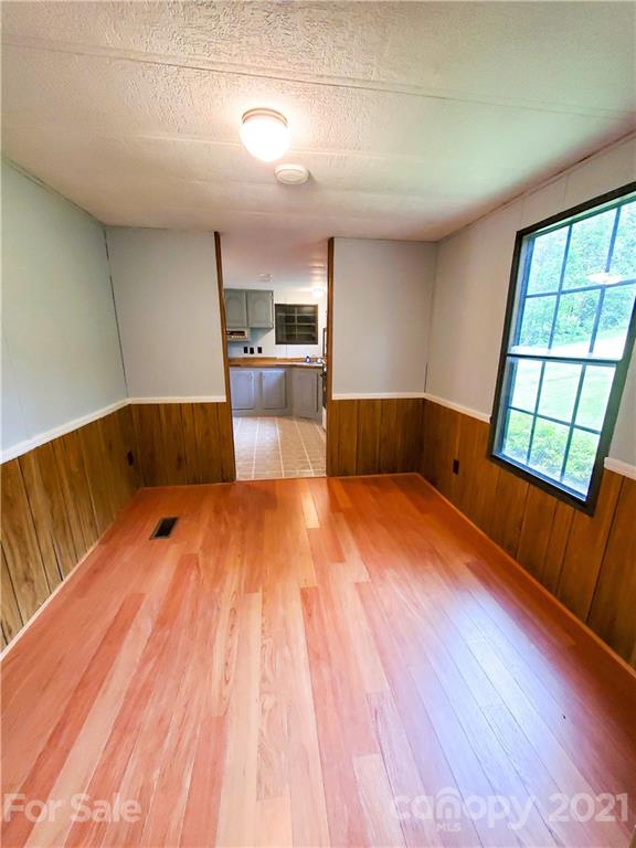1118 Drag Strip Road Hudson, NC 28638 - Photo 6 of 18 Gallery Image 6