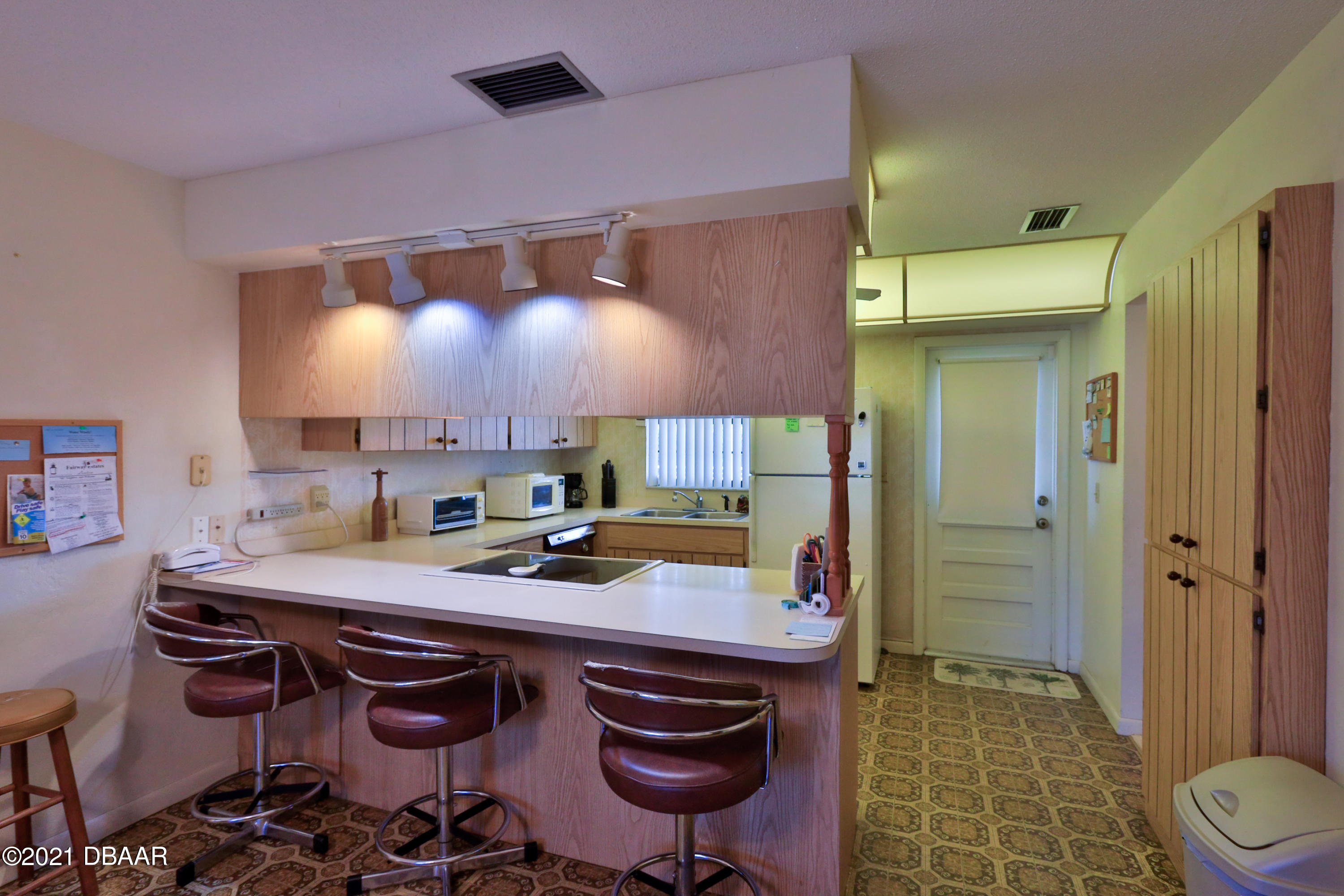 1309 Edgewater Road Daytona Beach, FL 32114 - Photo 7 of 30 1309 Edgewater-11