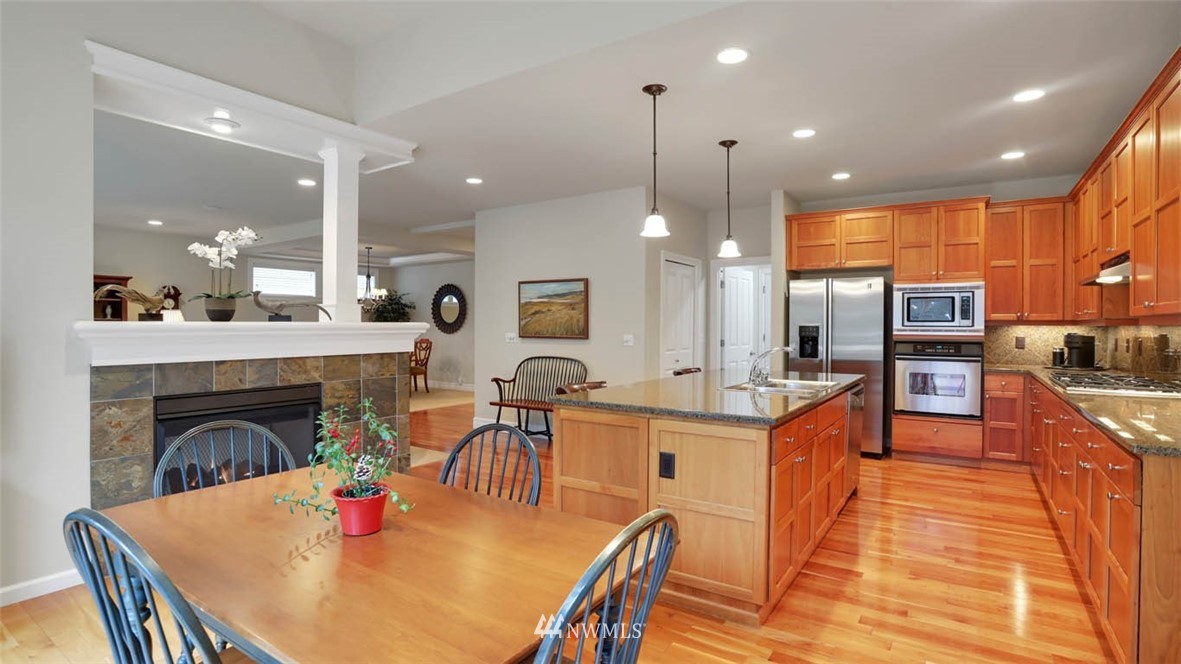 17041 164th Way Southeast Renton, WA 98058 - Photo 12 of 32
