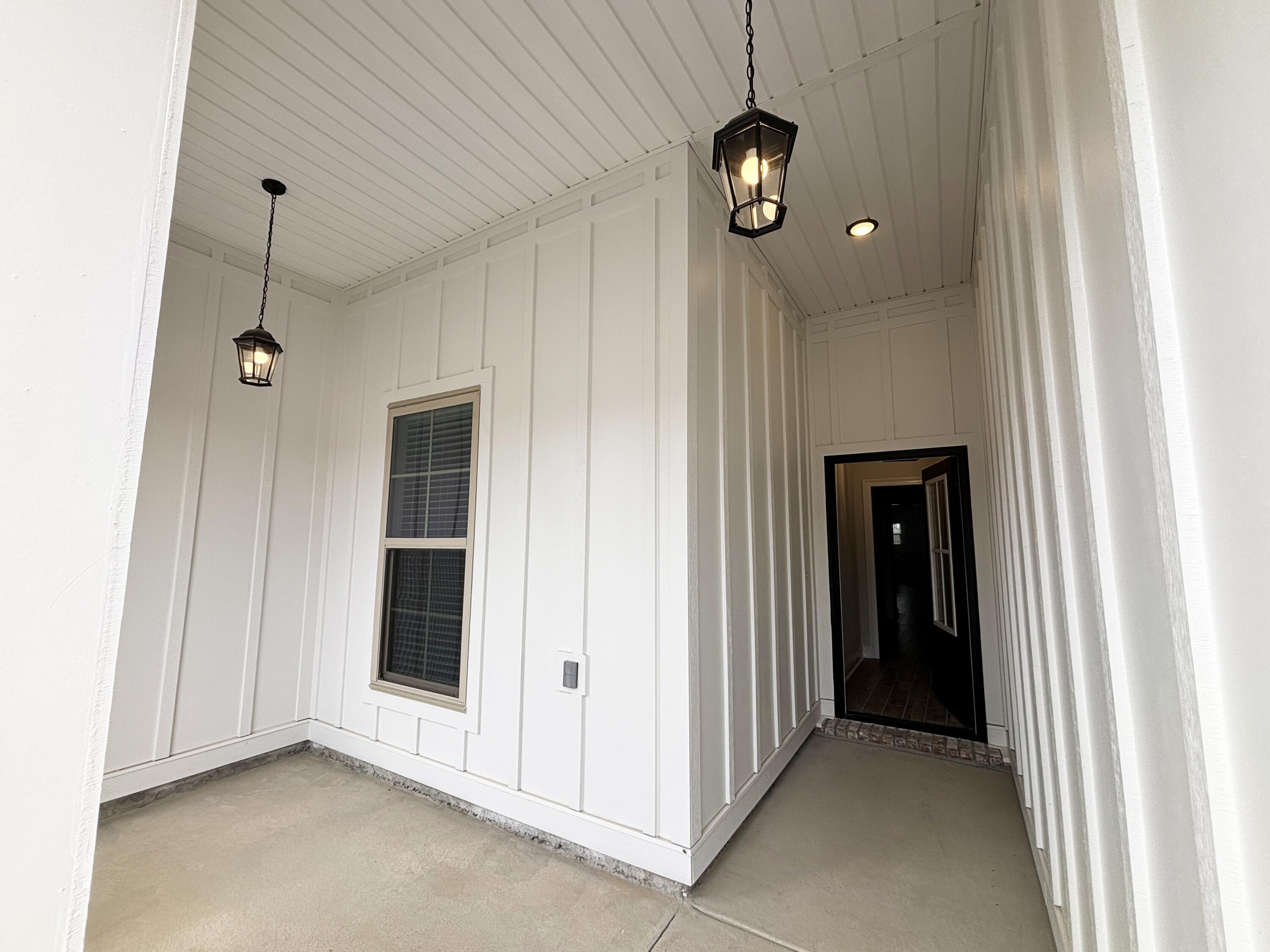 303 East Tweet Street Freeport, FL 32439 - Photo 2 of 31 IMG_0219 copy