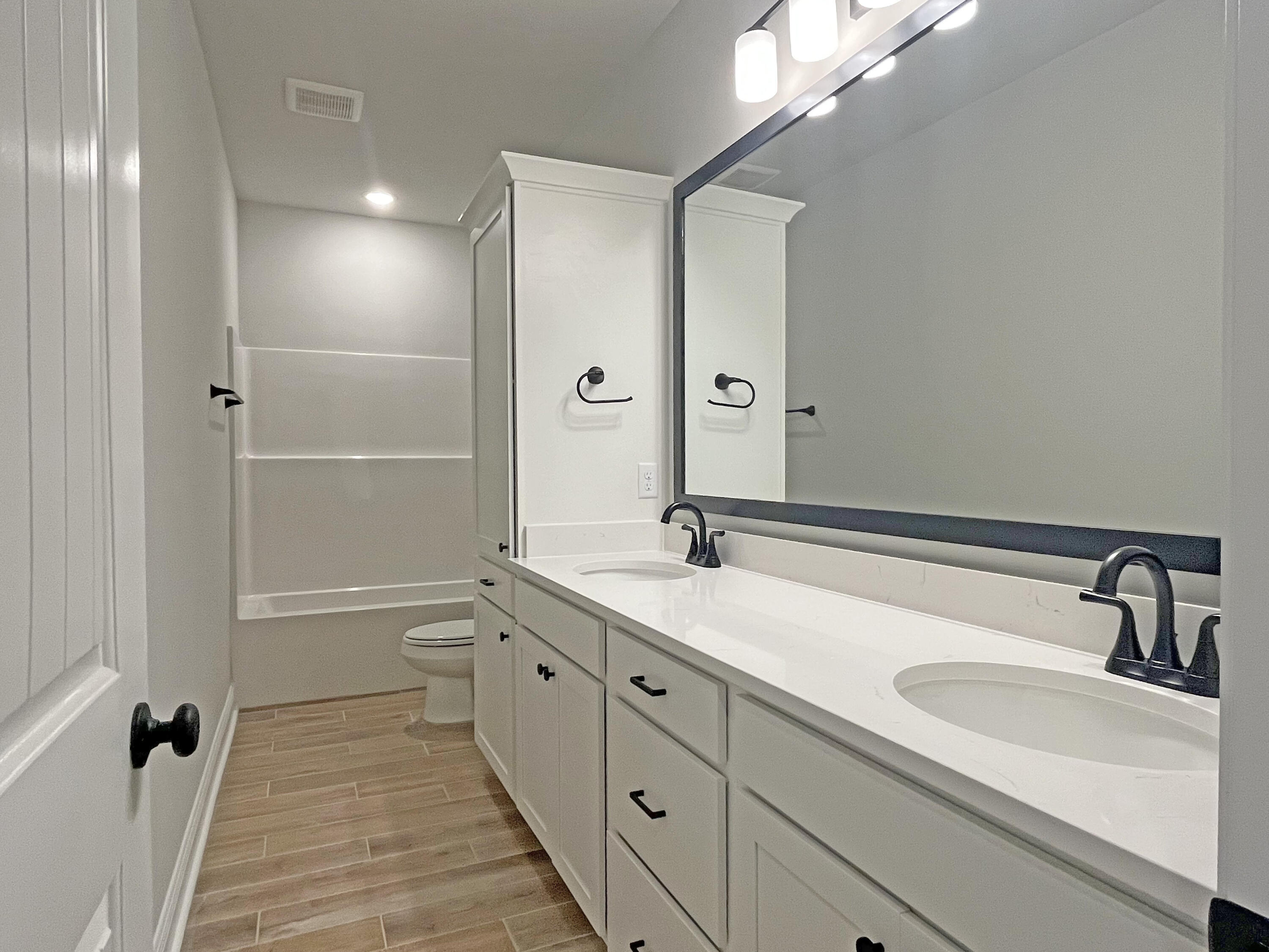 303 East Tweet Street Freeport, FL 32439 - Photo 24 of 31 IMG_1319
