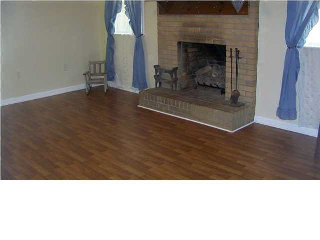 610 Dunton Road Clinton, MS 39056 - Photo 6 of 8 Den