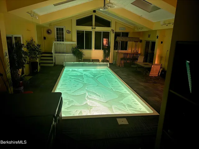 a view of a interior of the house