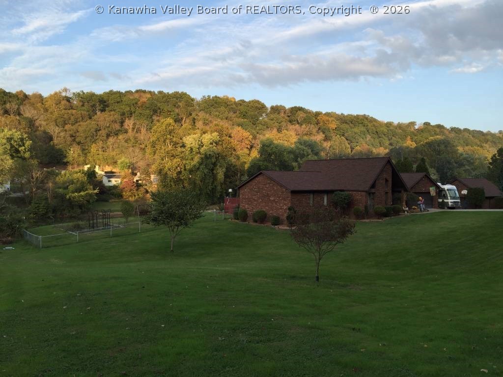 320 Strawberry Road St. Albans, WV 25177 - Photo 1 of 23 Gallery Image 1
